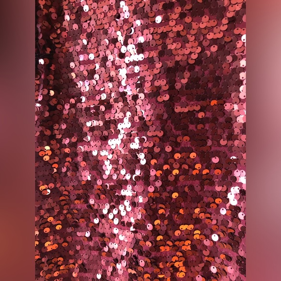 BCBGMaxazria burgundy sequin dress - size L - Picture 2 of 3